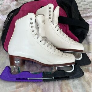 Riedel TS Figure Skates